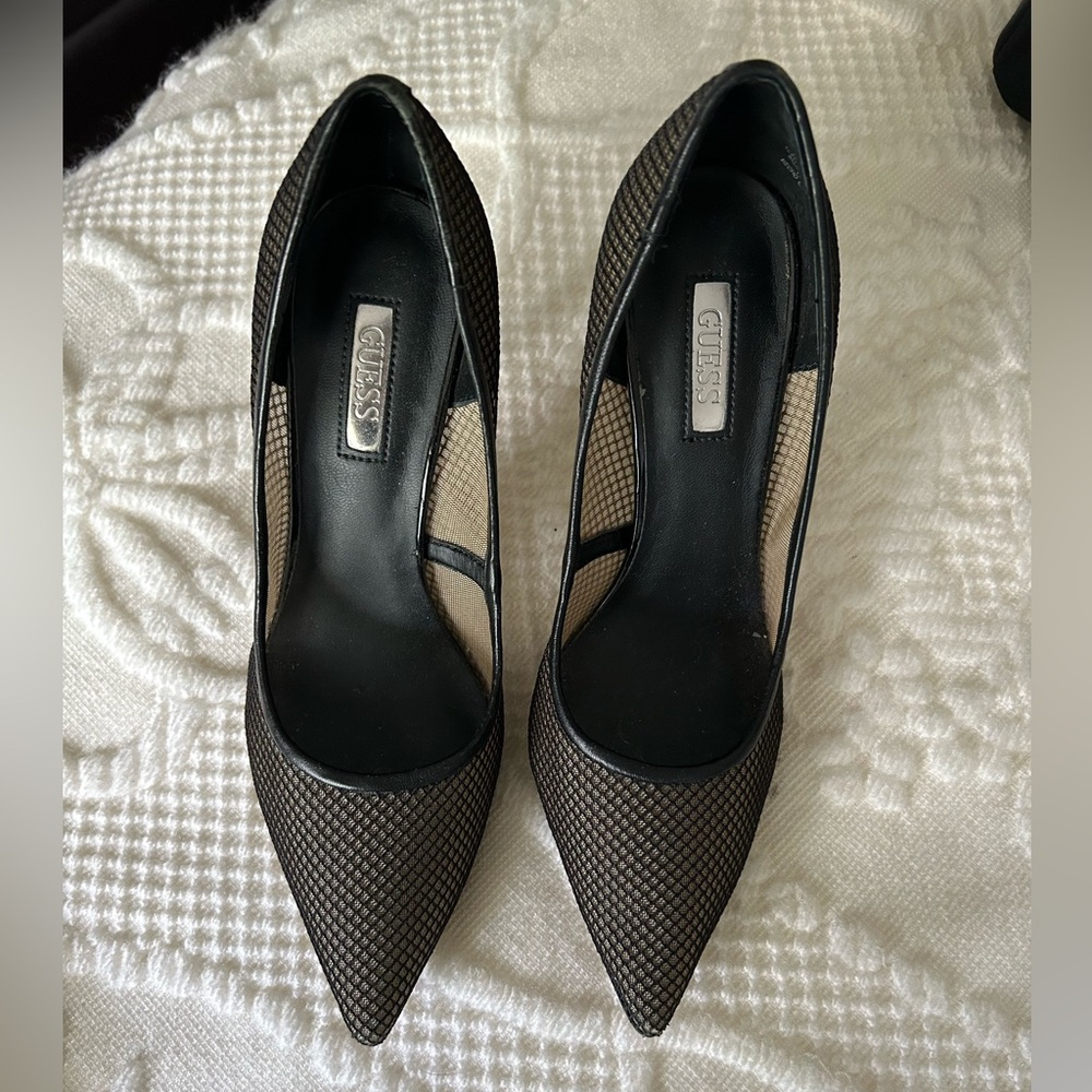 Guess Mesh Pumps